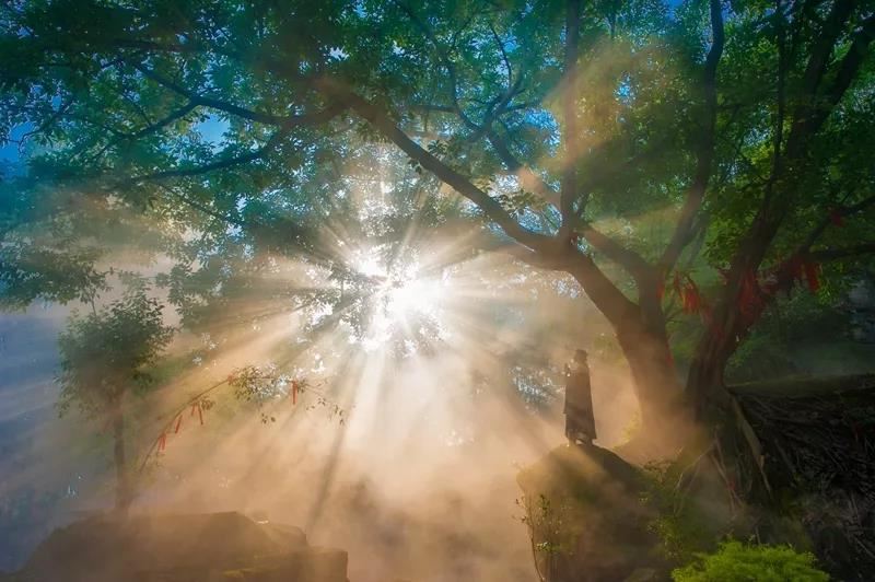 去道观找大师请符，调整自己的运势